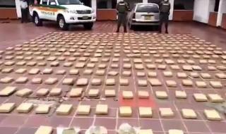 不戴口罩者罚坐灵车